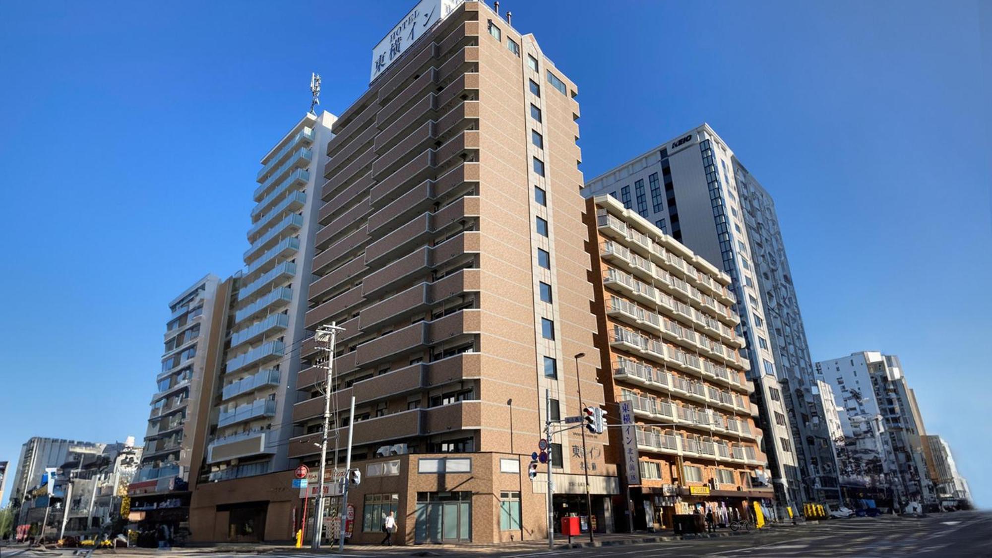Toyoko Inn Hokkaido Sapporo-Eki Nishi-Guchi Hokudai Mae Bagian luar foto