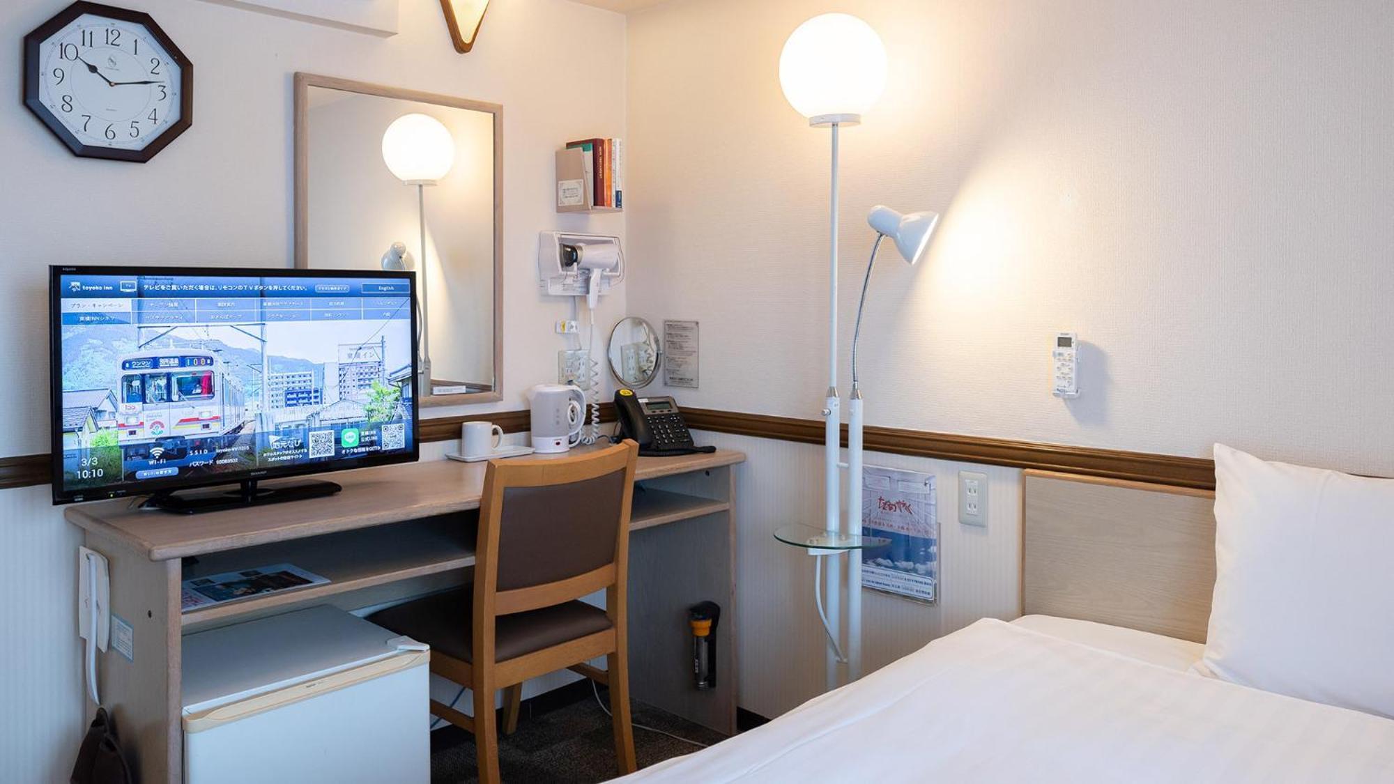 Toyoko Inn Hokkaido Sapporo-Eki Nishi-Guchi Hokudai Mae Bagian luar foto