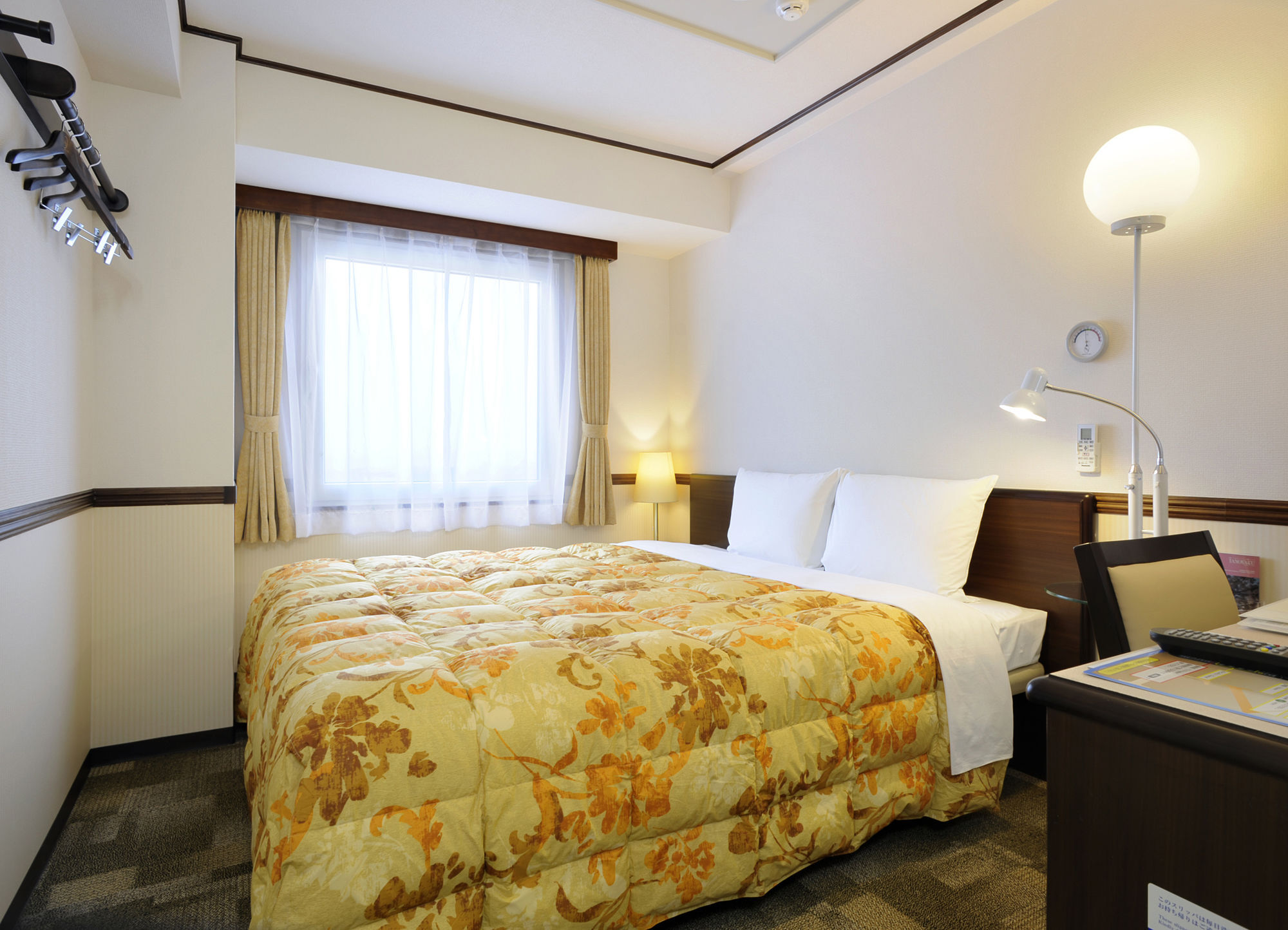 Toyoko Inn Hokkaido Sapporo-Eki Nishi-Guchi Hokudai Mae Bagian luar foto